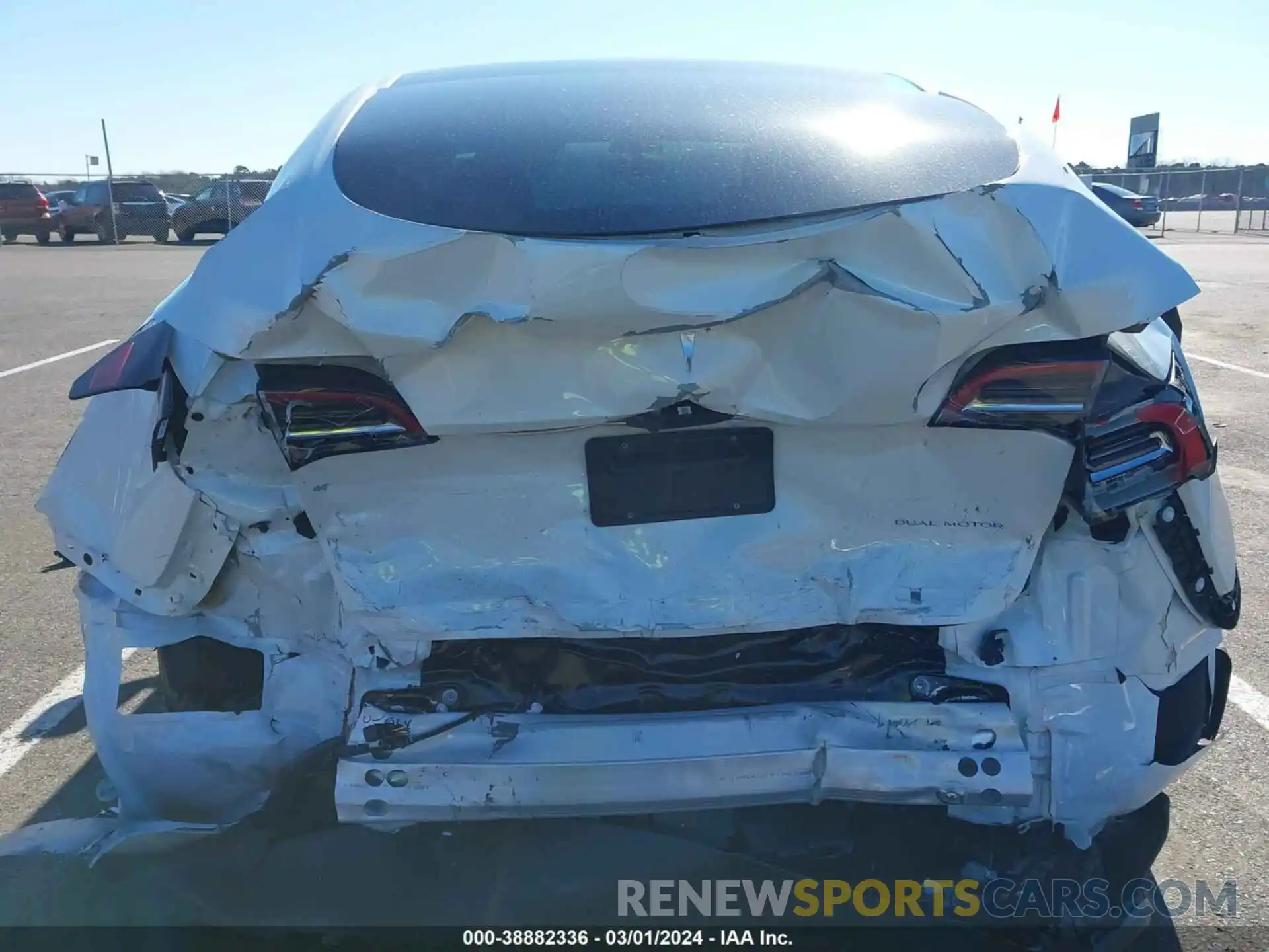 16 Photograph of a damaged car 7SAYGDEE9PF688041 TESLA MODEL Y 2023