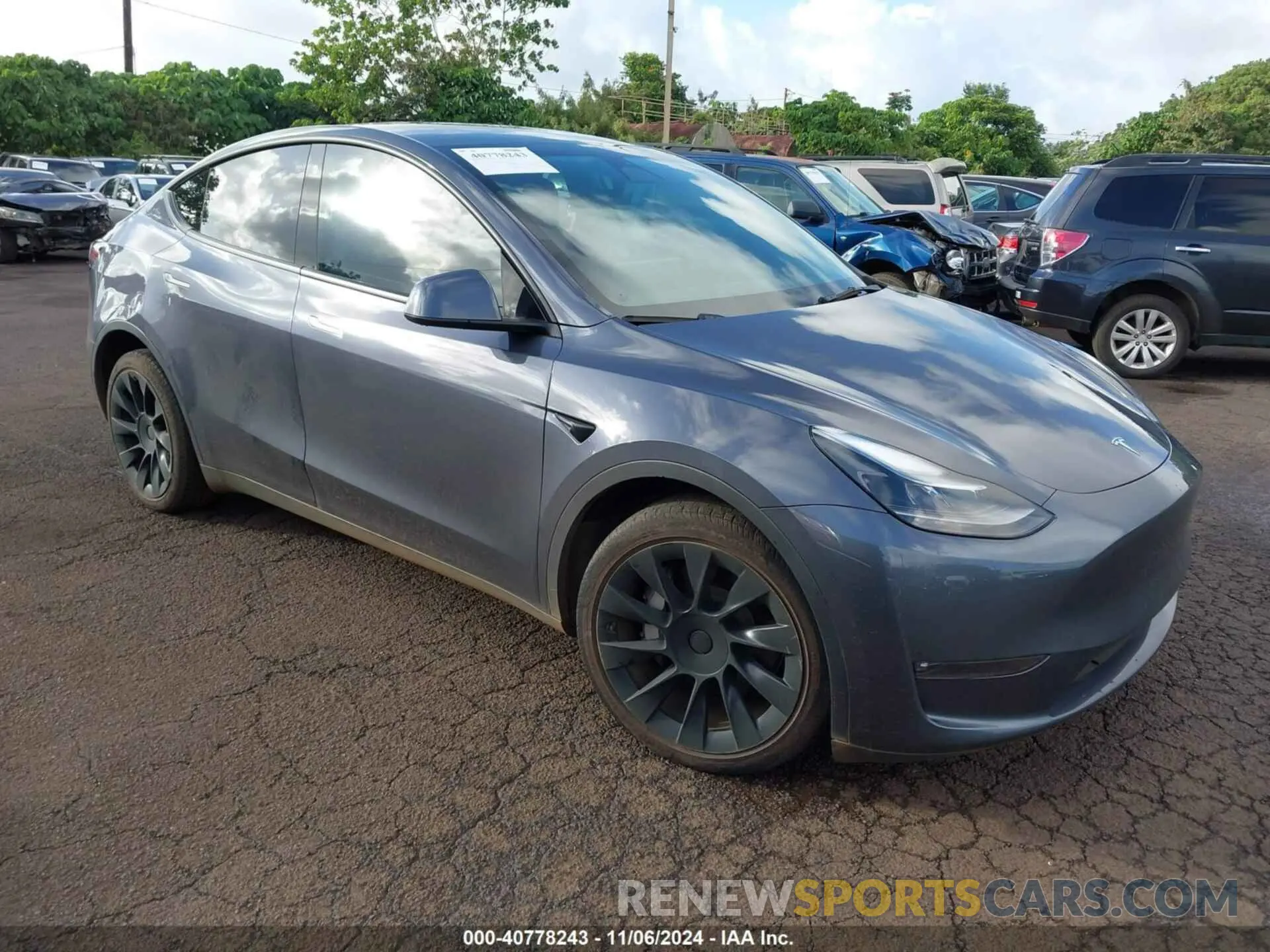 1 Photograph of a damaged car 7SAYGDEE9PF698097 TESLA MODEL Y 2023