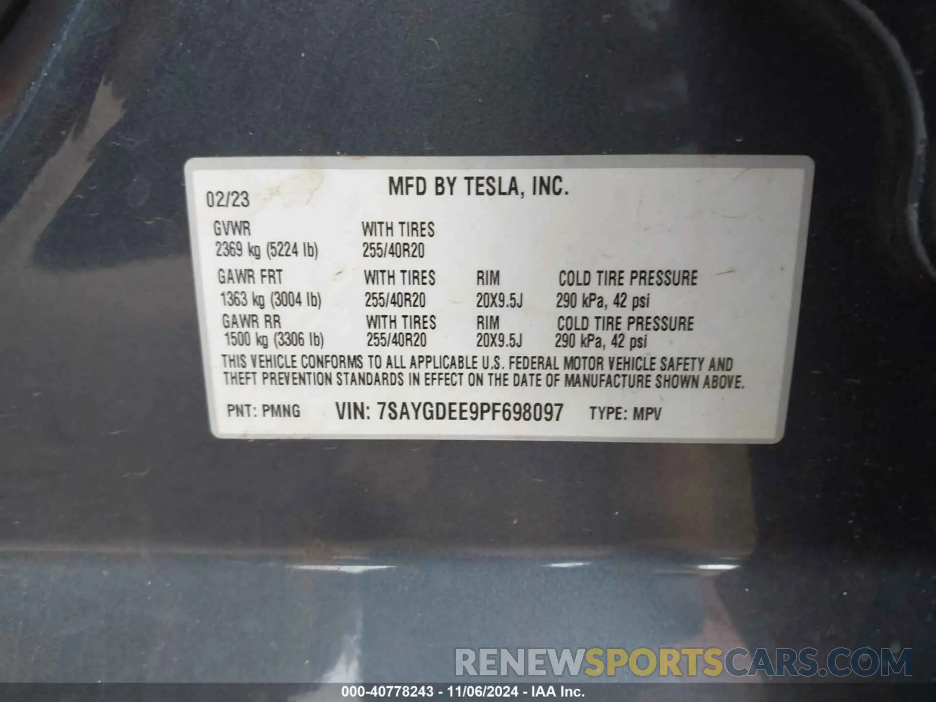 9 Photograph of a damaged car 7SAYGDEE9PF698097 TESLA MODEL Y 2023