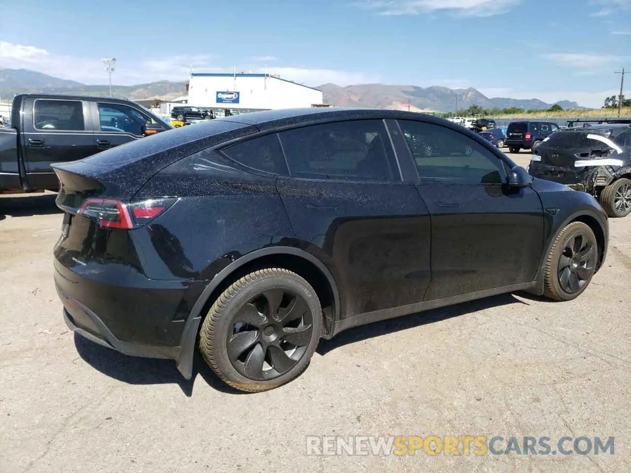 3 Photograph of a damaged car 7SAYGDEE9PF699184 TESLA MODEL Y 2023