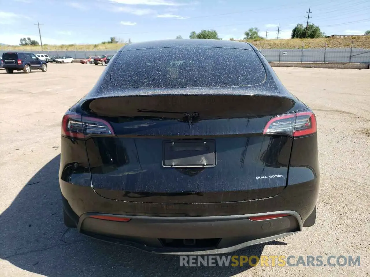 6 Photograph of a damaged car 7SAYGDEE9PF699184 TESLA MODEL Y 2023