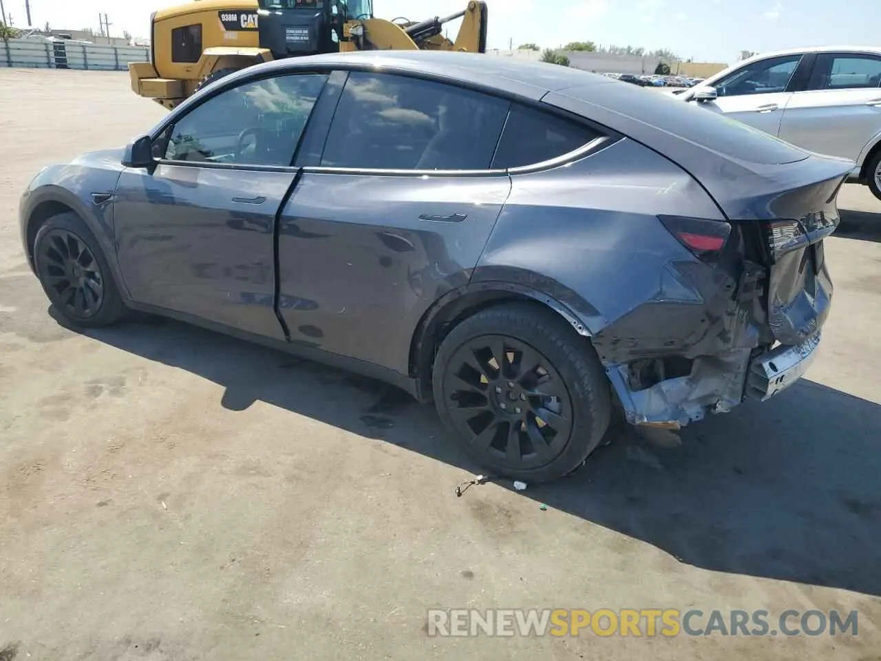 2 Photograph of a damaged car 7SAYGDEE9PF748268 TESLA MODEL Y 2023