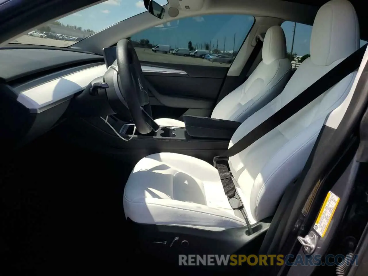 7 Photograph of a damaged car 7SAYGDEE9PF748268 TESLA MODEL Y 2023