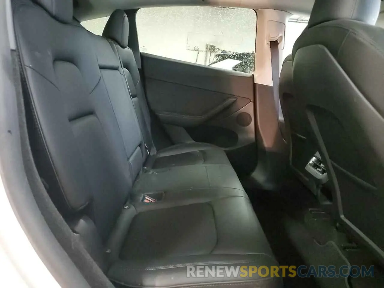 11 Photograph of a damaged car 7SAYGDEE9PF805214 TESLA MODEL Y 2023