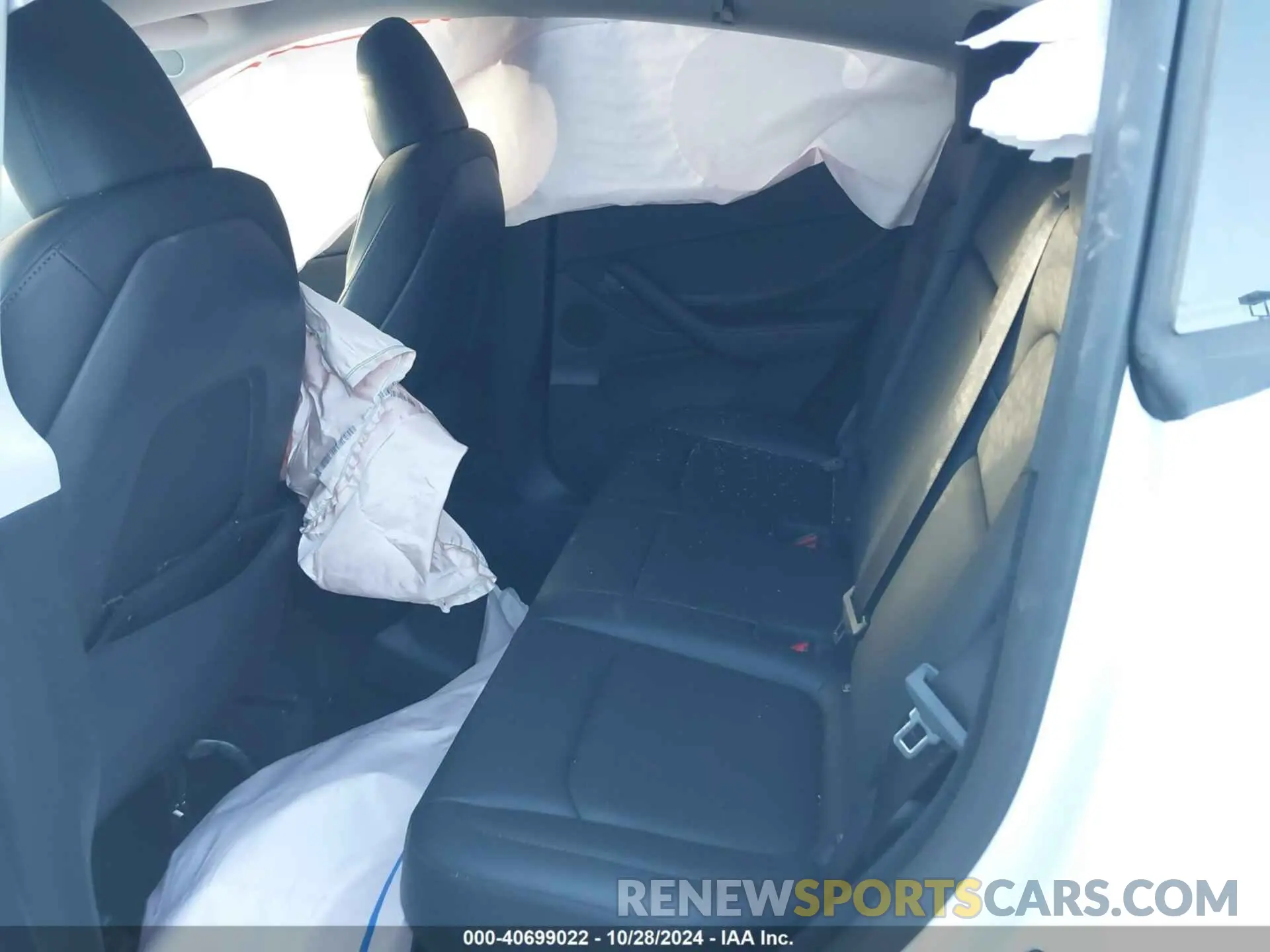 8 Photograph of a damaged car 7SAYGDEE9PF806749 TESLA MODEL Y 2023