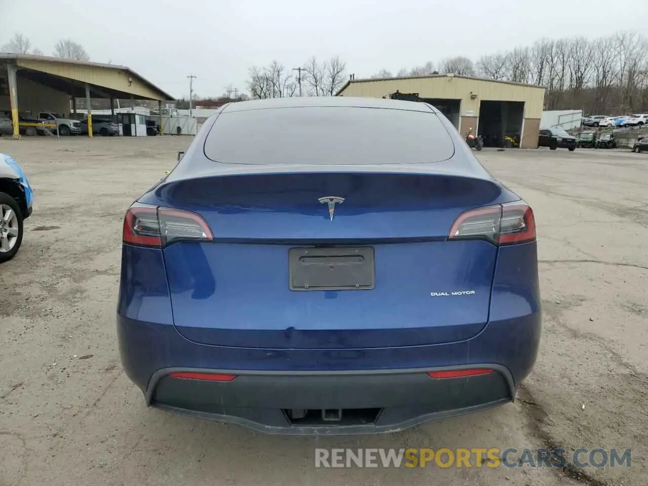 6 Photograph of a damaged car 7SAYGDEE9PF810591 TESLA MODEL Y 2023