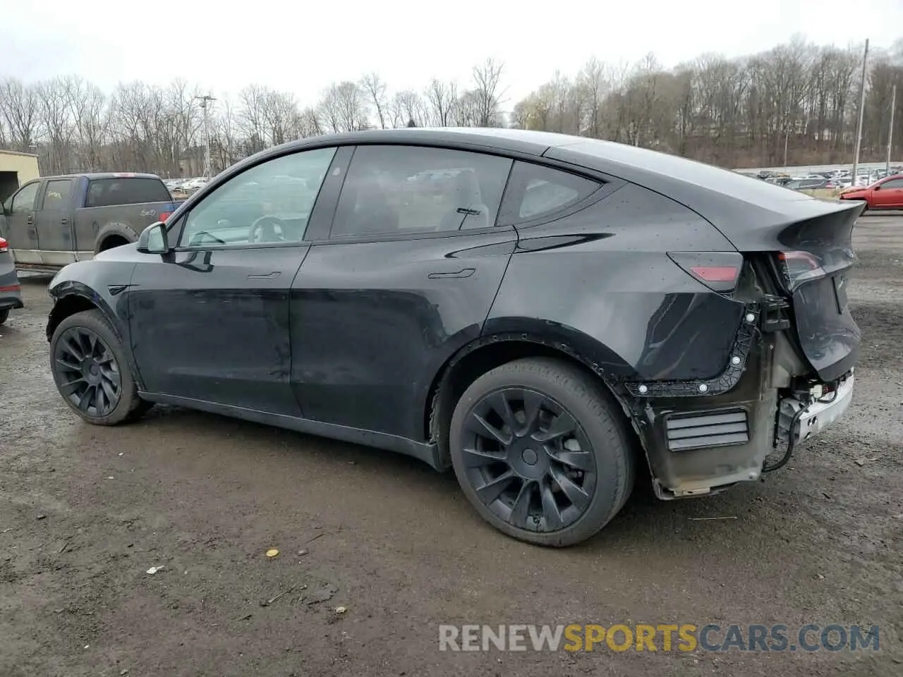 2 Photograph of a damaged car 7SAYGDEE9PF845888 TESLA MODEL Y 2023