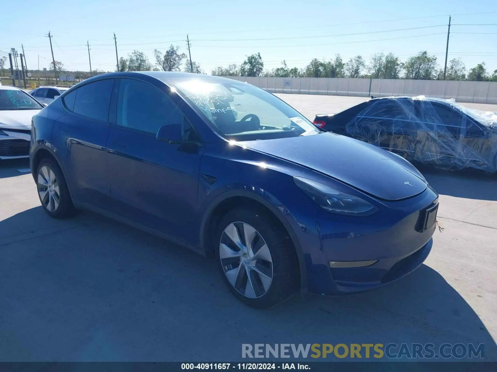 1 Photograph of a damaged car 7SAYGDEE9PF884951 TESLA MODEL Y 2023
