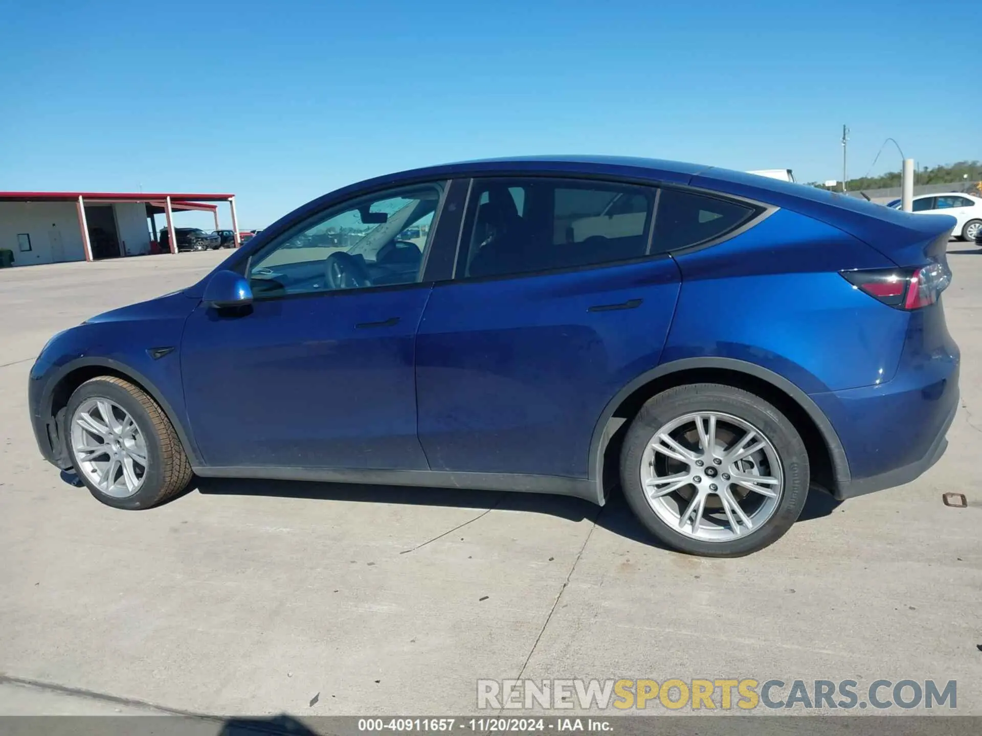 14 Photograph of a damaged car 7SAYGDEE9PF884951 TESLA MODEL Y 2023