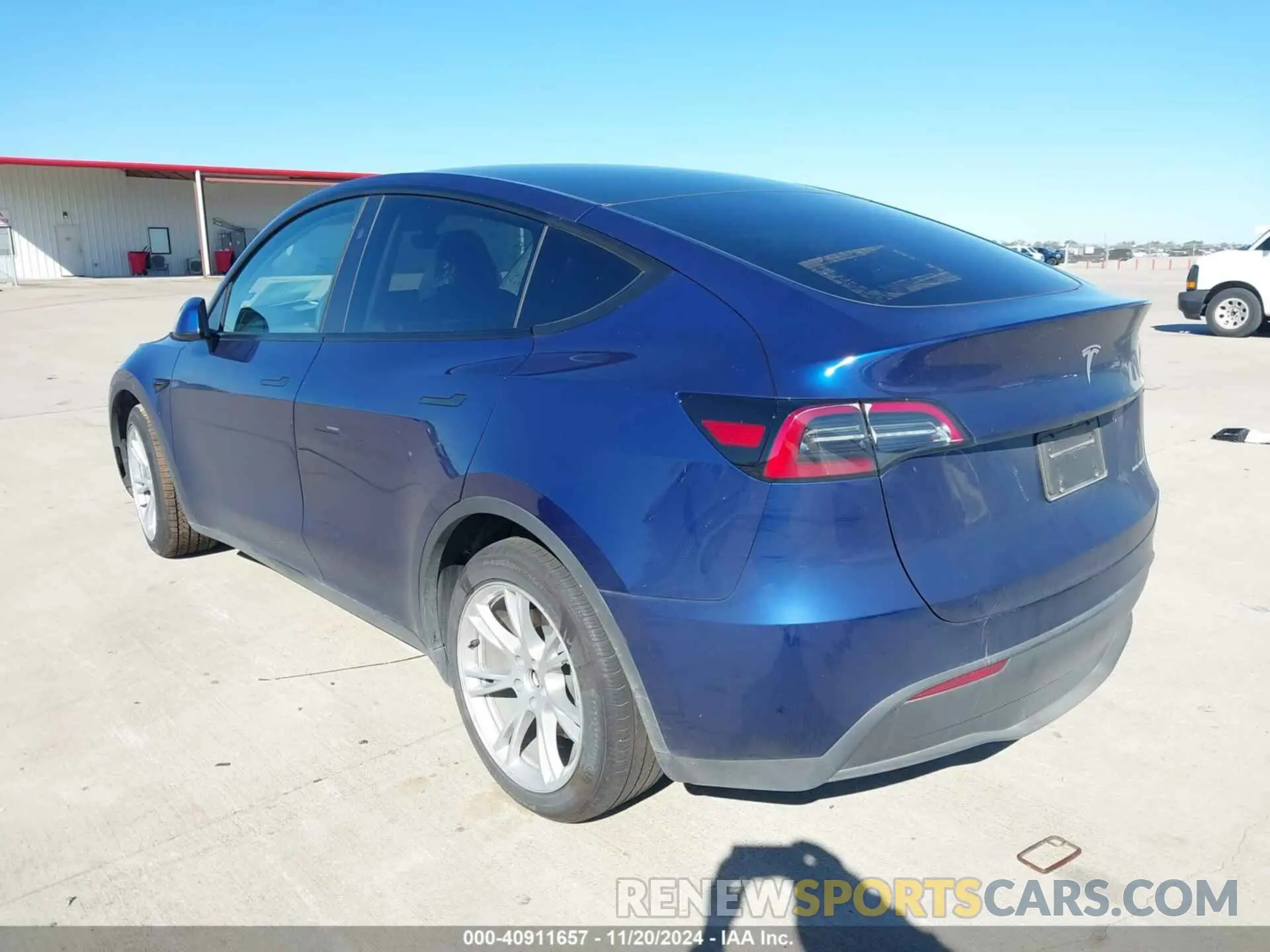 3 Photograph of a damaged car 7SAYGDEE9PF884951 TESLA MODEL Y 2023