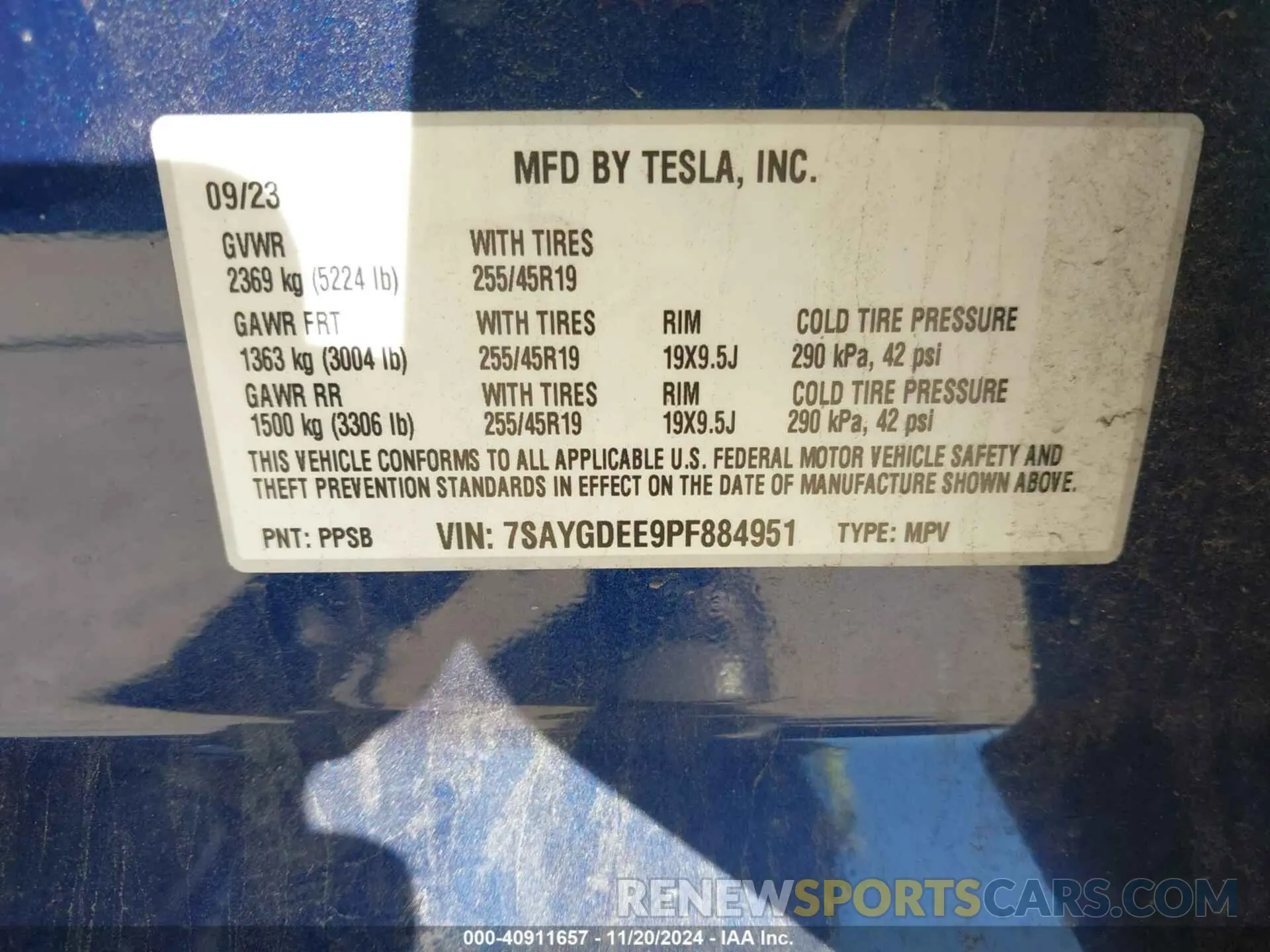 9 Photograph of a damaged car 7SAYGDEE9PF884951 TESLA MODEL Y 2023