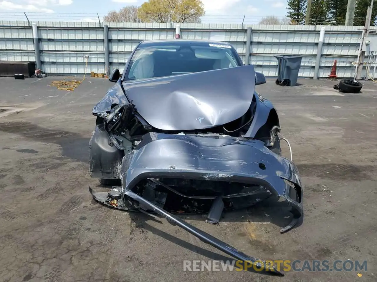 5 Photograph of a damaged car 7SAYGDEE9PF885405 TESLA MODEL Y 2023