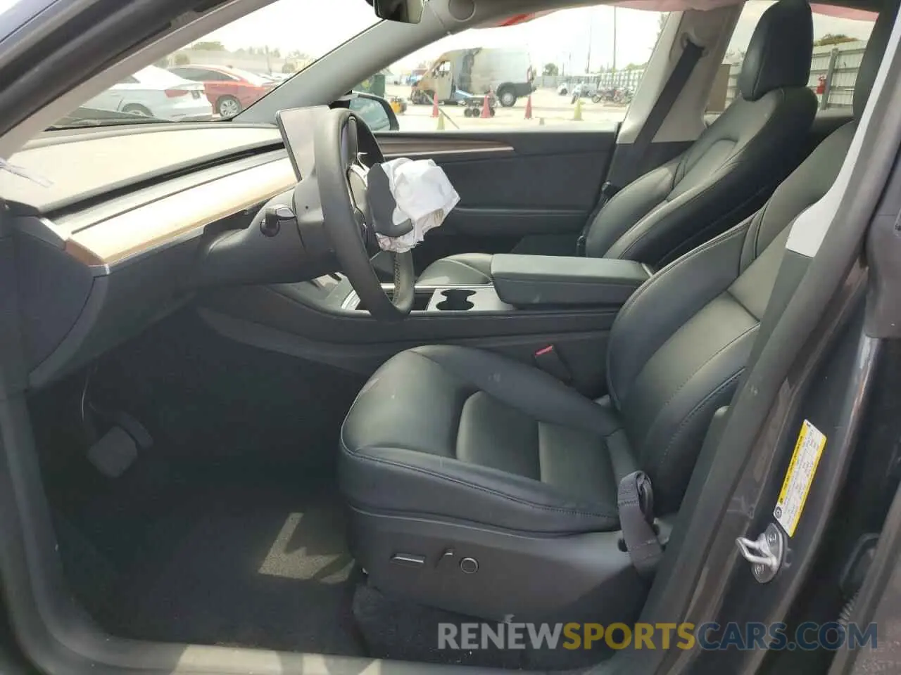 7 Photograph of a damaged car 7SAYGDEE9PF885405 TESLA MODEL Y 2023