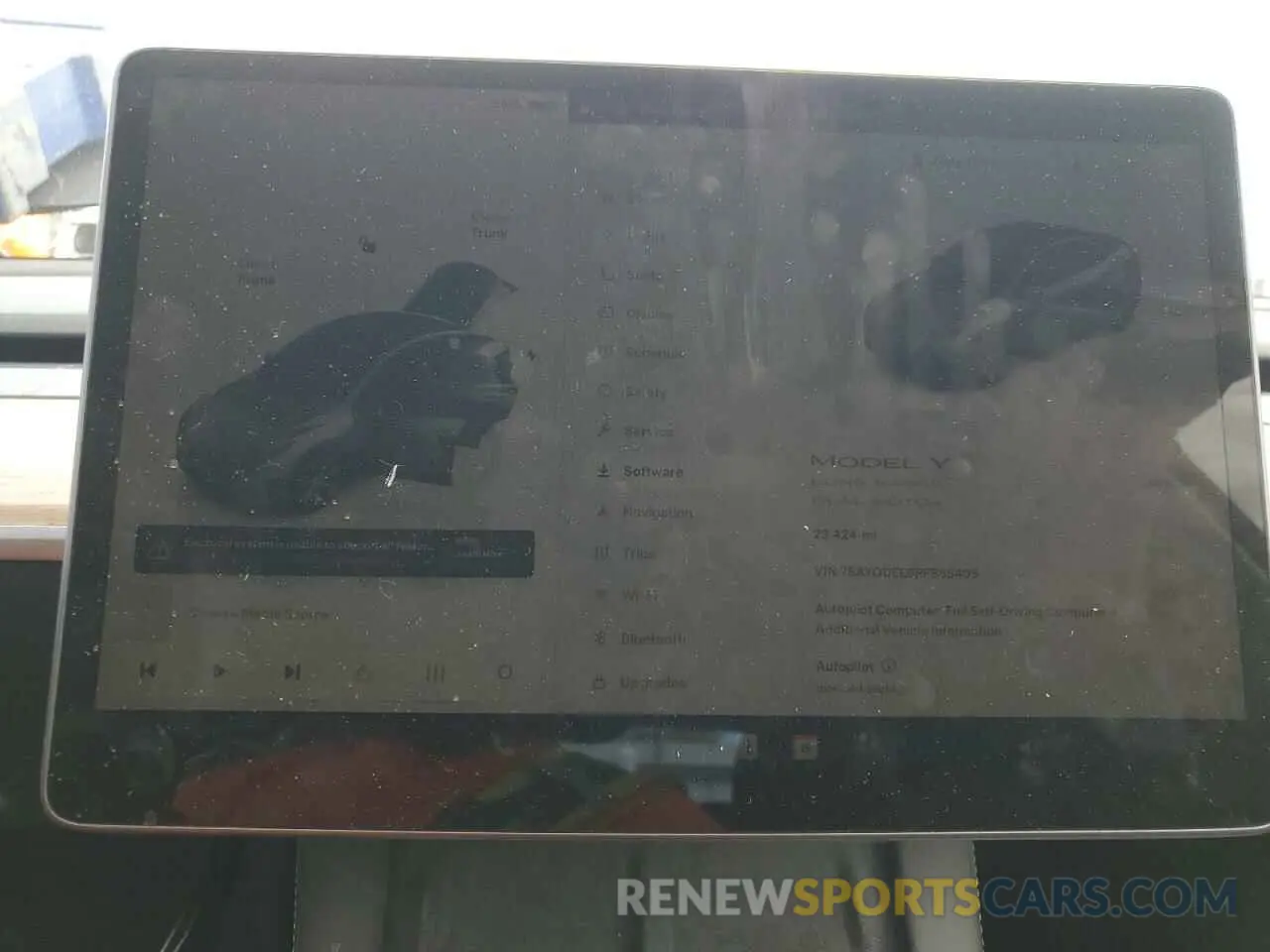 9 Photograph of a damaged car 7SAYGDEE9PF885405 TESLA MODEL Y 2023