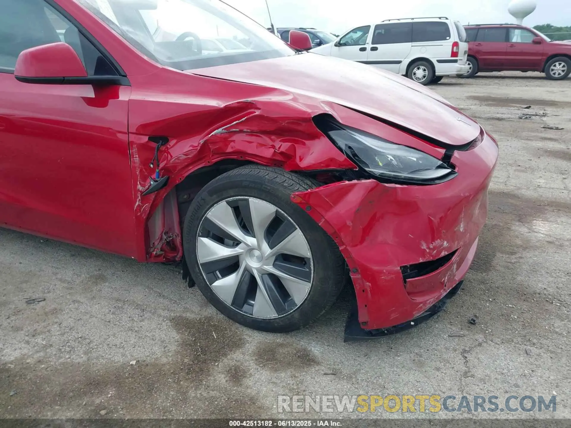 6 Photograph of a damaged car 7SAYGDEE9PF886439 TESLA MODEL Y 2023