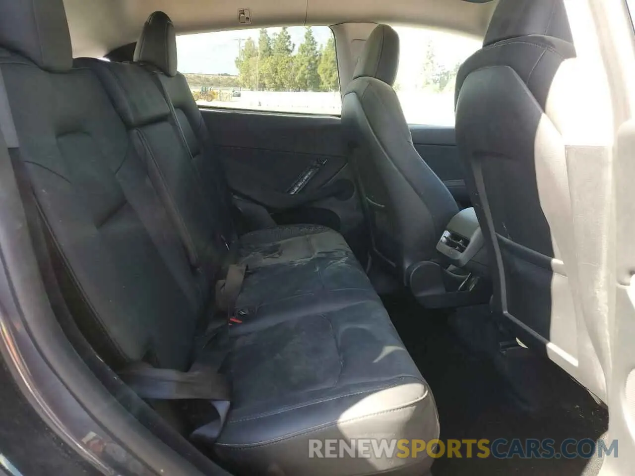 12 Photograph of a damaged car 7SAYGDEE9PF916202 TESLA MODEL Y 2023