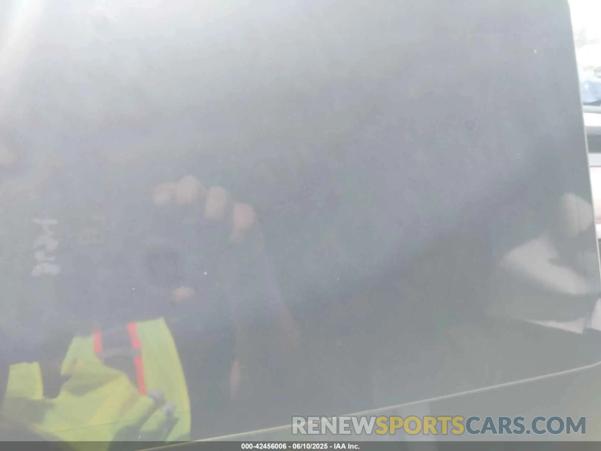 7 Photograph of a damaged car 7SAYGDEE9PF917186 TESLA MODEL Y 2023