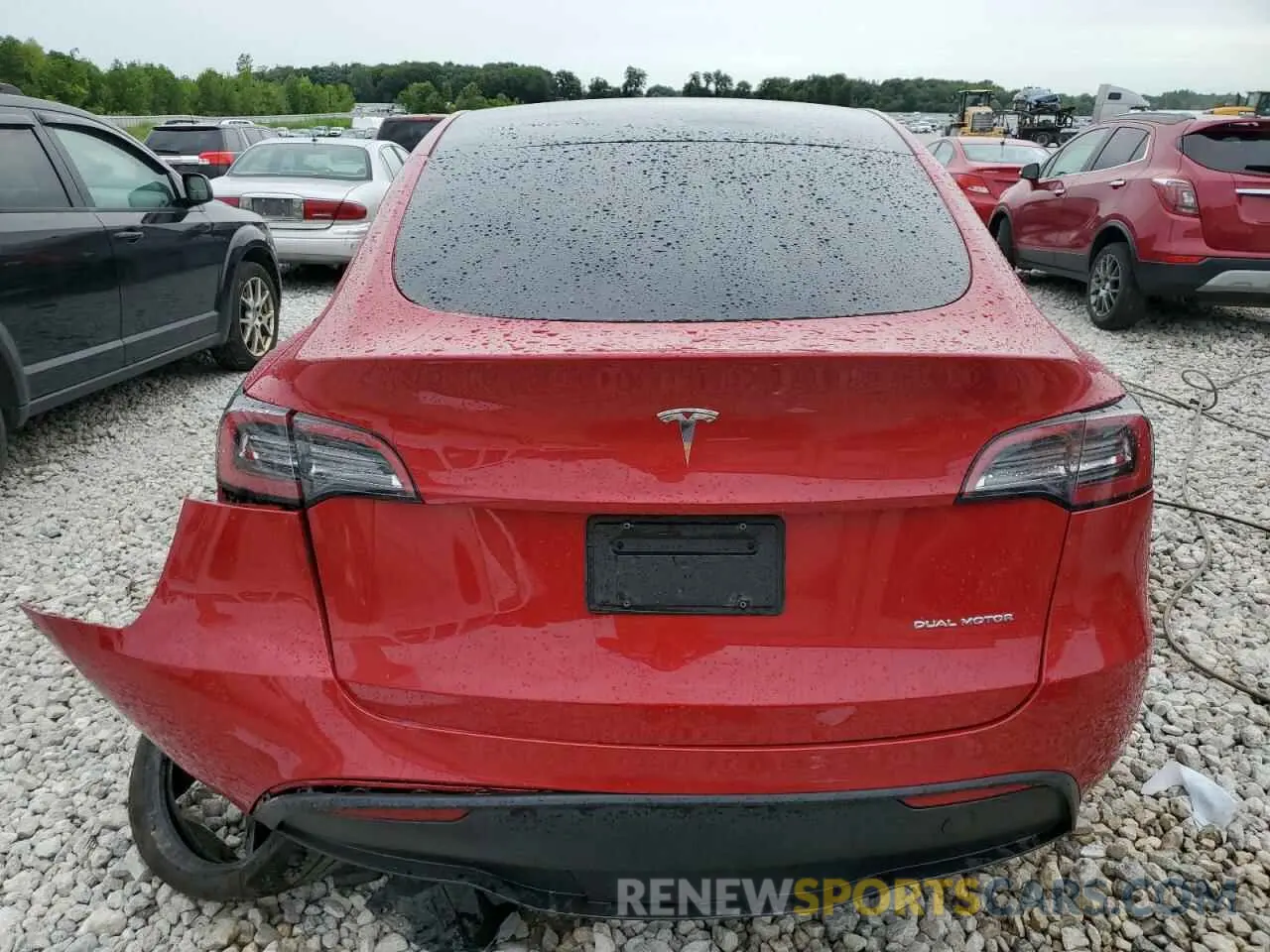 6 Photograph of a damaged car 7SAYGDEEXPA024652 TESLA MODEL Y 2023