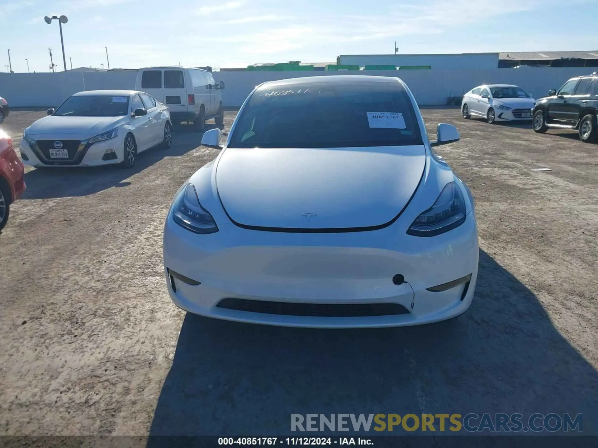 12 Photograph of a damaged car 7SAYGDEEXPA036686 TESLA MODEL Y 2023