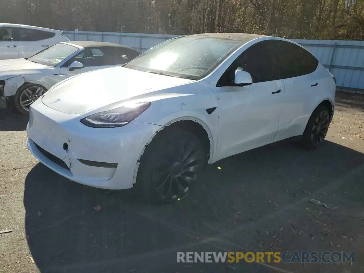 1 Photograph of a damaged car 7SAYGDEEXPA052211 TESLA MODEL Y 2023