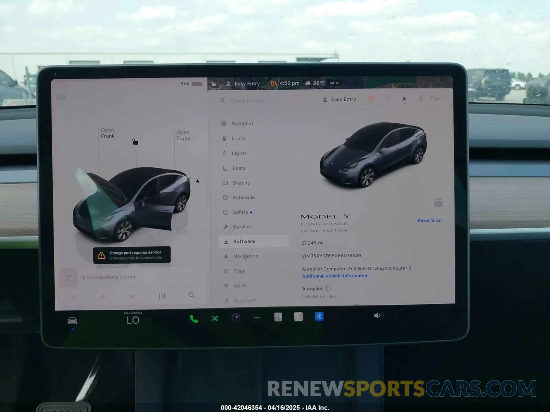 18 Photograph of a damaged car 7SAYGDEEXPA078629 TESLA MODEL Y 2023