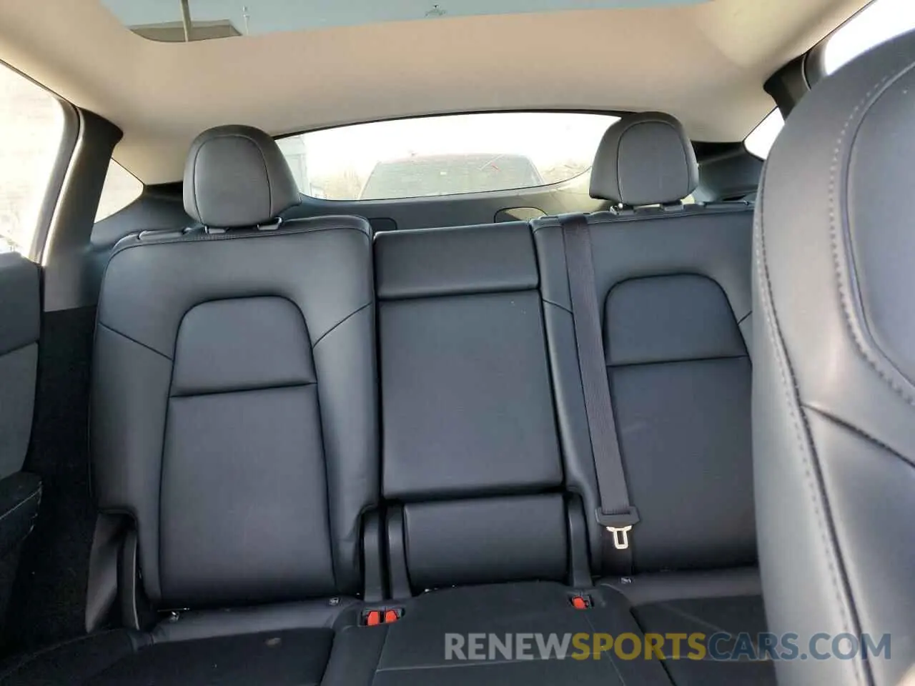 10 Photograph of a damaged car 7SAYGDEEXPA078937 TESLA MODEL Y 2023