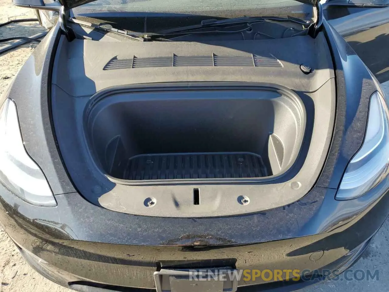12 Photograph of a damaged car 7SAYGDEEXPA078937 TESLA MODEL Y 2023
