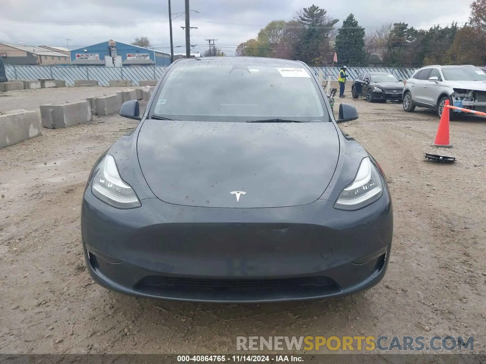 13 Photograph of a damaged car 7SAYGDEEXPA084432 TESLA MODEL Y 2023