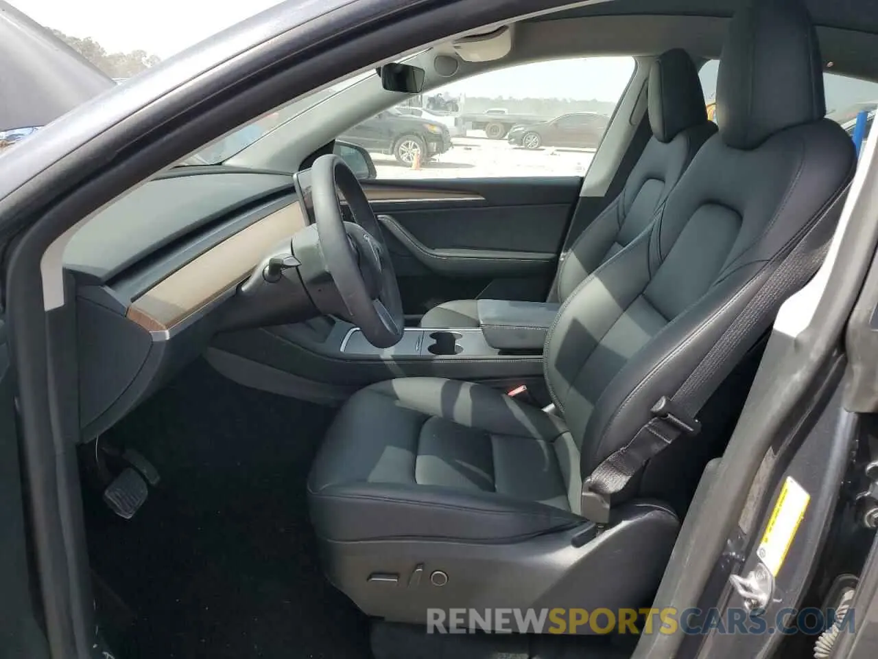 7 Photograph of a damaged car 7SAYGDEEXPA088951 TESLA MODEL Y 2023
