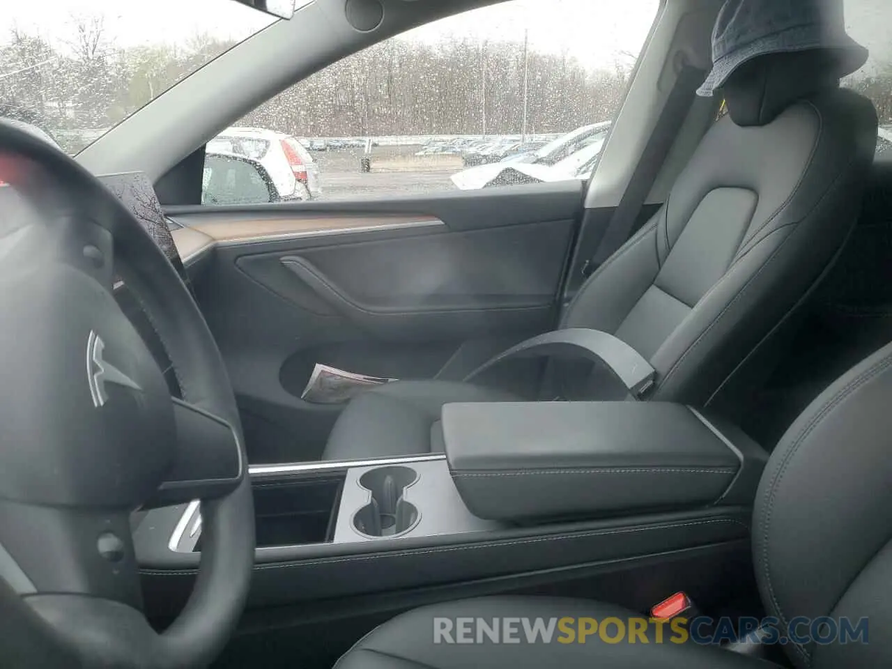8 Photograph of a damaged car 7SAYGDEEXPA122953 TESLA MODEL Y 2023