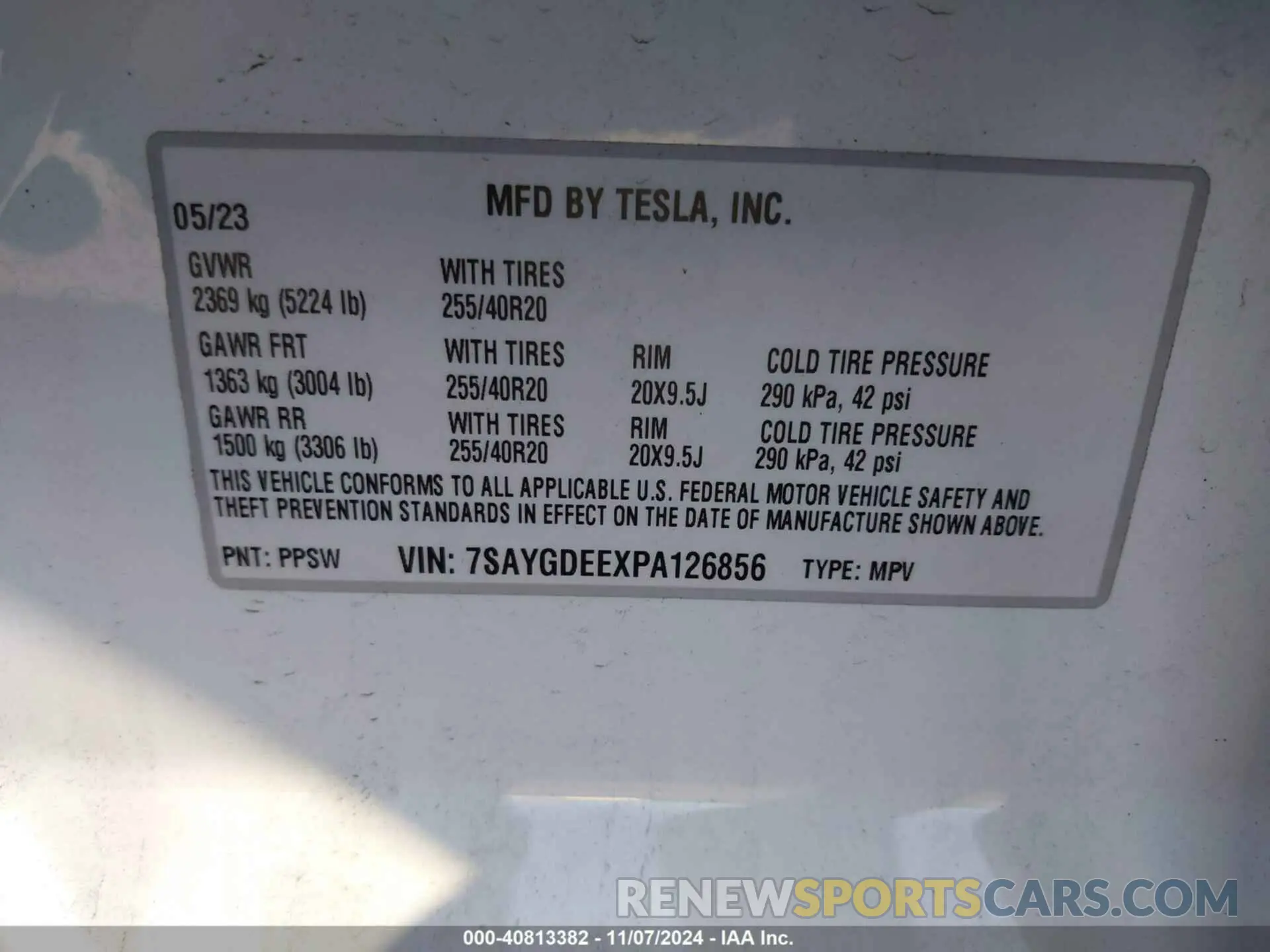 9 Photograph of a damaged car 7SAYGDEEXPA126856 TESLA MODEL Y 2023