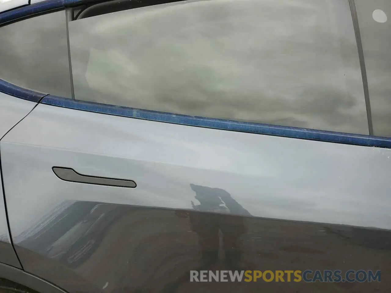 11 Photograph of a damaged car 7SAYGDEEXPA138229 TESLA MODEL Y 2023