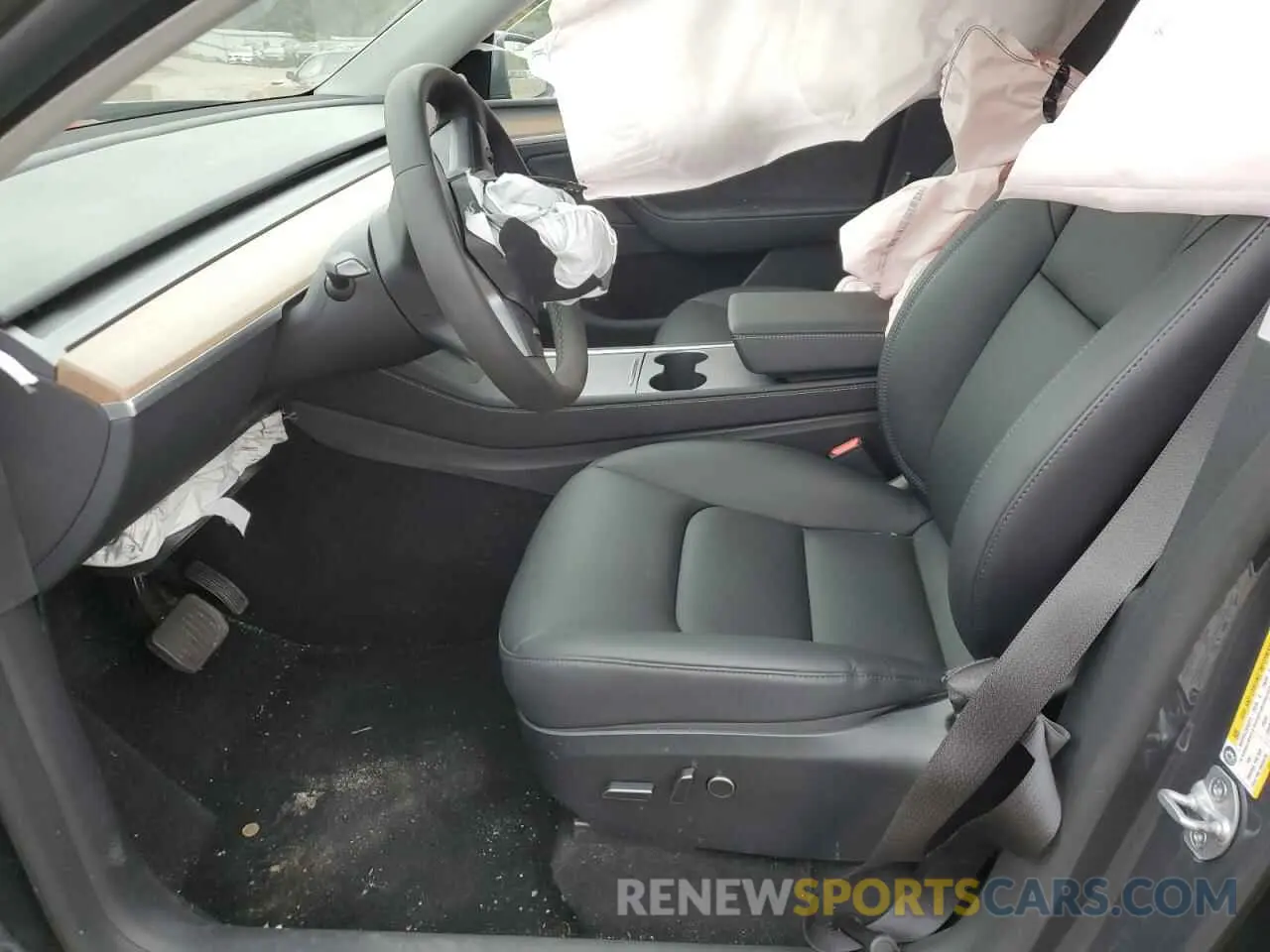 7 Photograph of a damaged car 7SAYGDEEXPA138229 TESLA MODEL Y 2023
