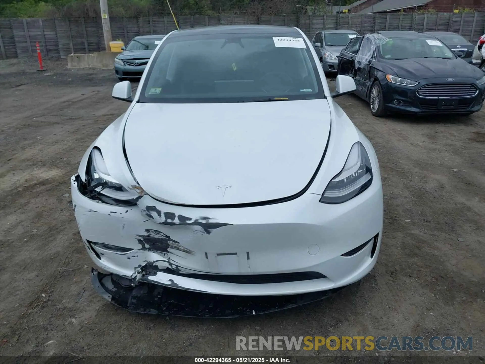 12 Photograph of a damaged car 7SAYGDEEXPA139493 TESLA MODEL Y 2023