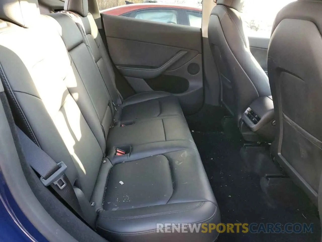 10 Photograph of a damaged car 7SAYGDEEXPA157556 TESLA MODEL Y 2023