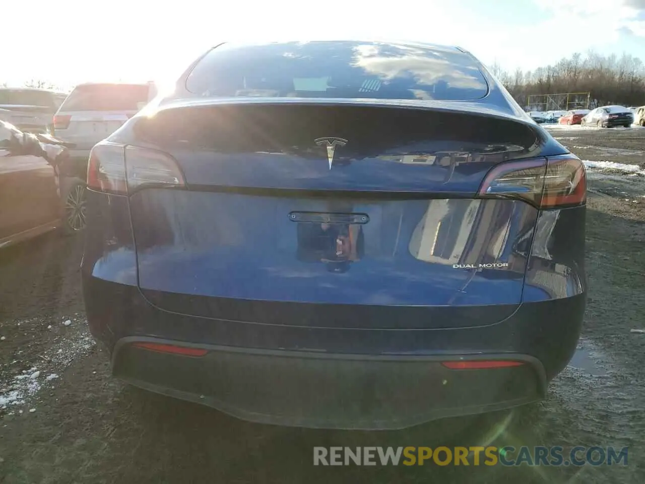 6 Photograph of a damaged car 7SAYGDEEXPA157556 TESLA MODEL Y 2023