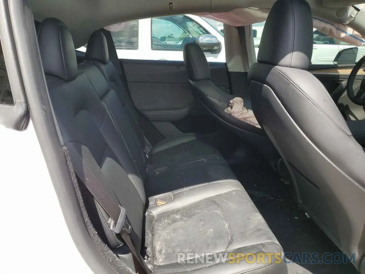 11 Photograph of a damaged car 7SAYGDEEXPA162918 TESLA MODEL Y 2023