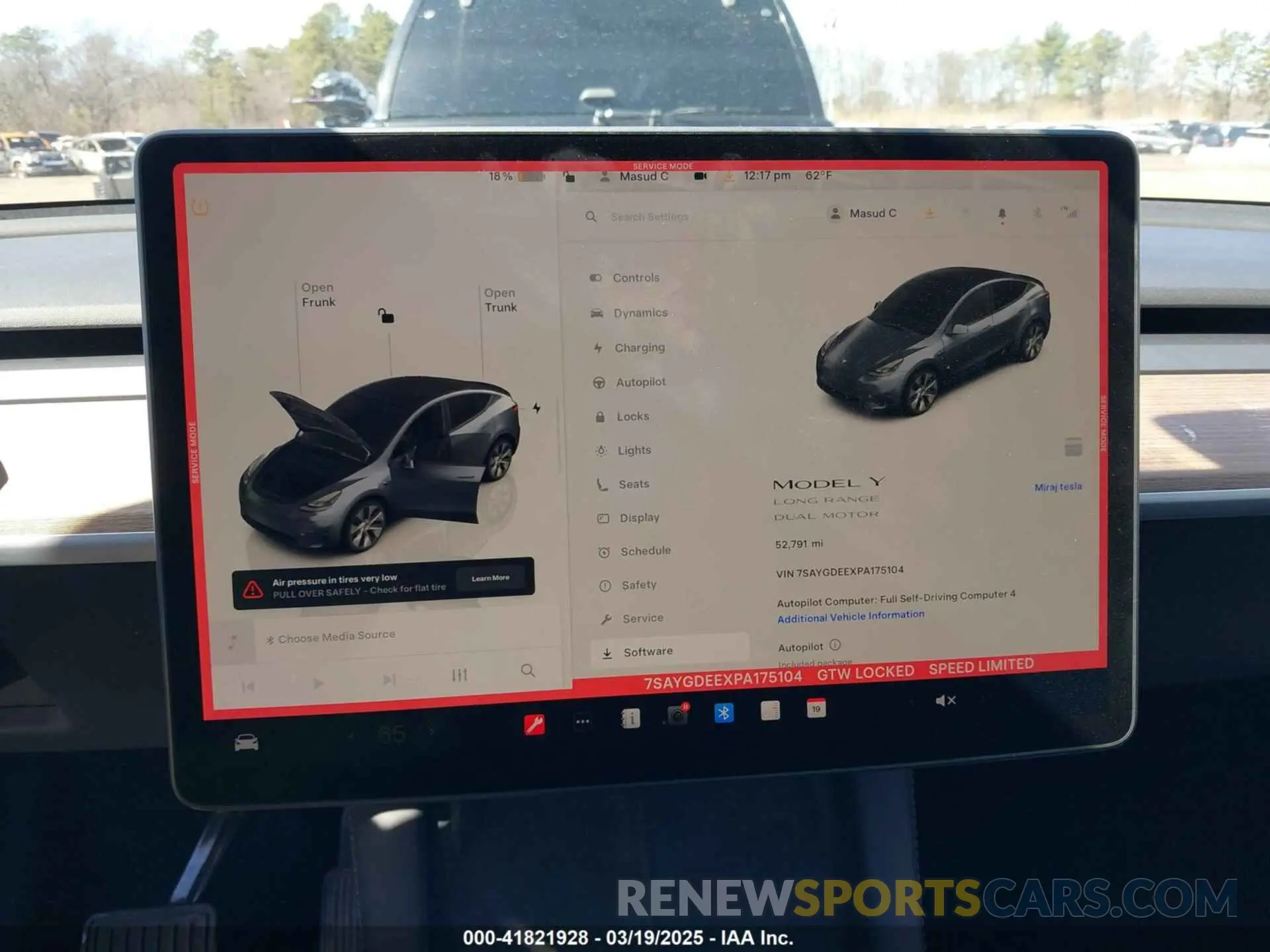 18 Photograph of a damaged car 7SAYGDEEXPA175104 TESLA MODEL Y 2023