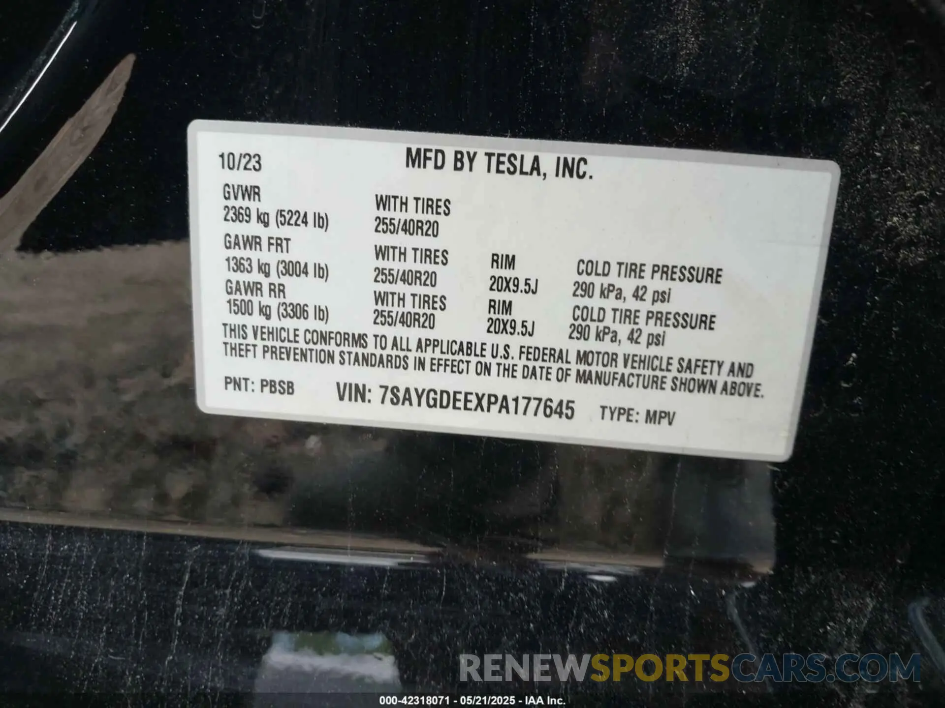 9 Photograph of a damaged car 7SAYGDEEXPA177645 TESLA MODEL Y 2023