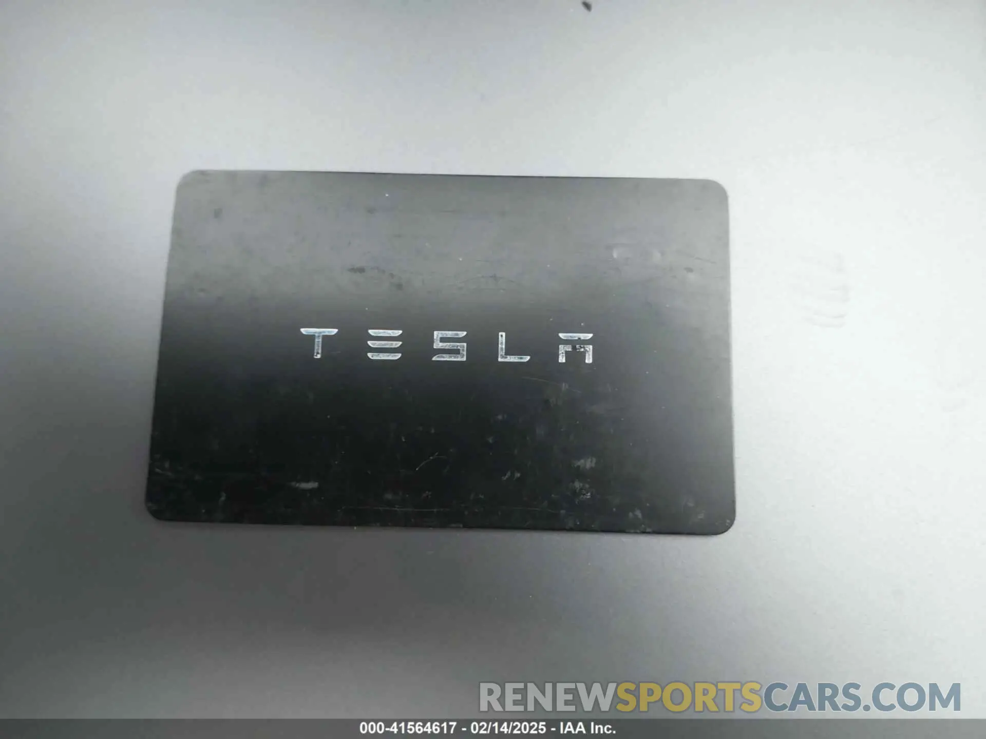 11 Photograph of a damaged car 7SAYGDEEXPA181114 TESLA MODEL Y 2023