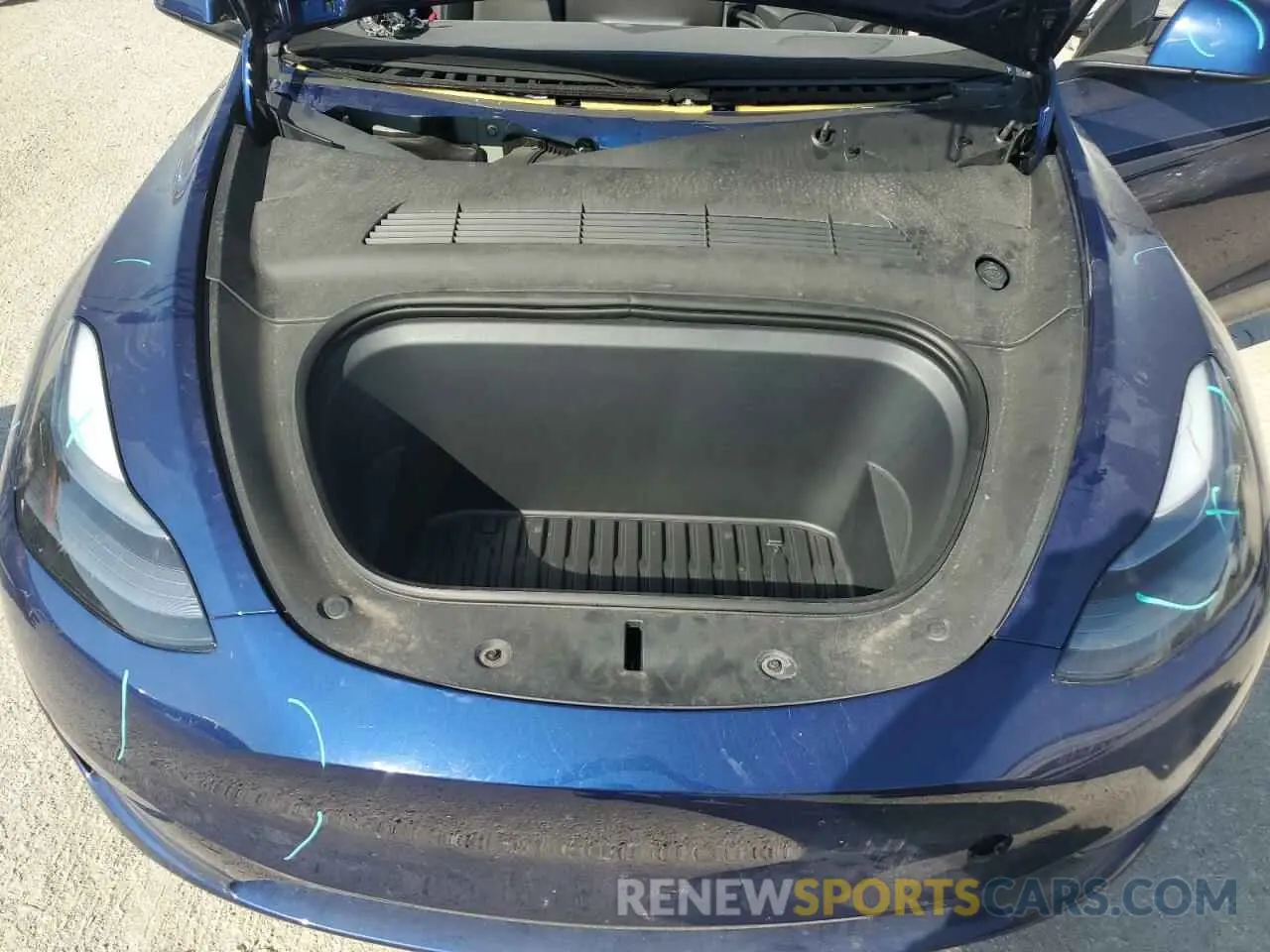 11 Photograph of a damaged car 7SAYGDEEXPA190217 TESLA MODEL Y 2023