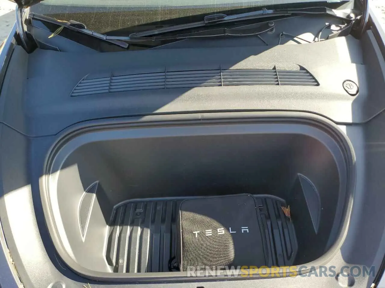 11 Photograph of a damaged car 7SAYGDEEXPA192923 TESLA MODEL Y 2023