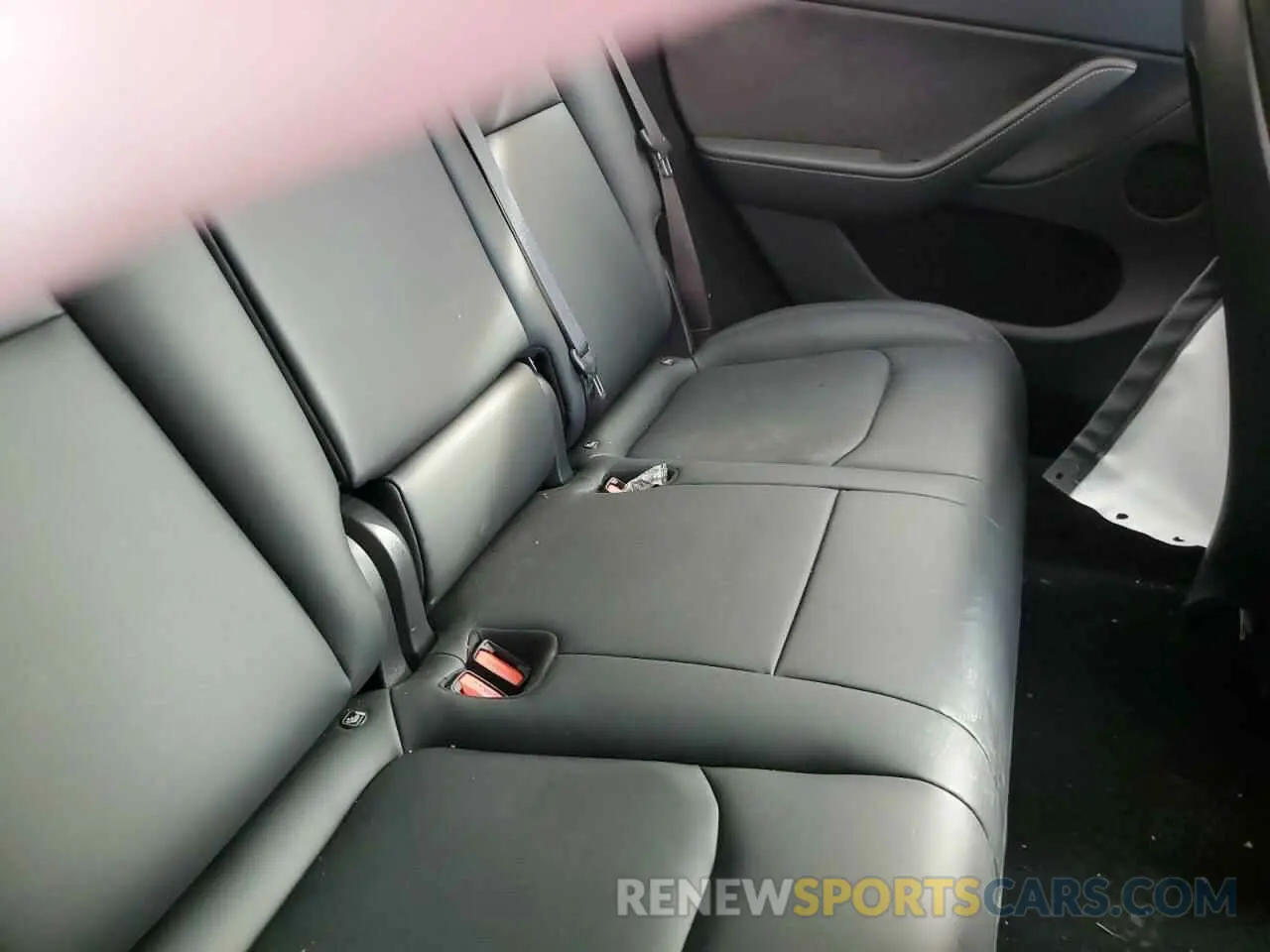 10 Photograph of a damaged car 7SAYGDEEXPA202737 TESLA MODEL Y 2023
