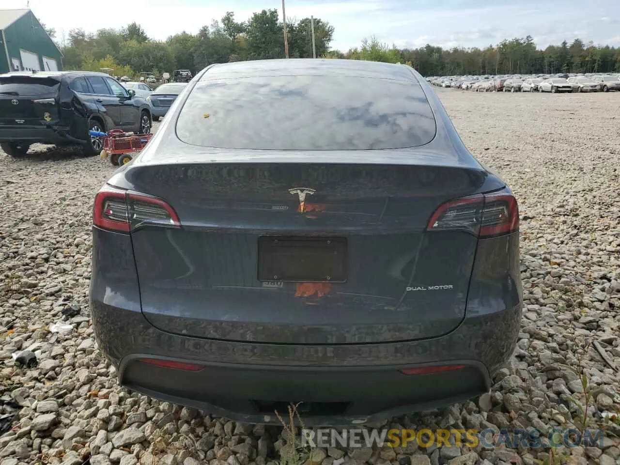 6 Photograph of a damaged car 7SAYGDEEXPA202737 TESLA MODEL Y 2023