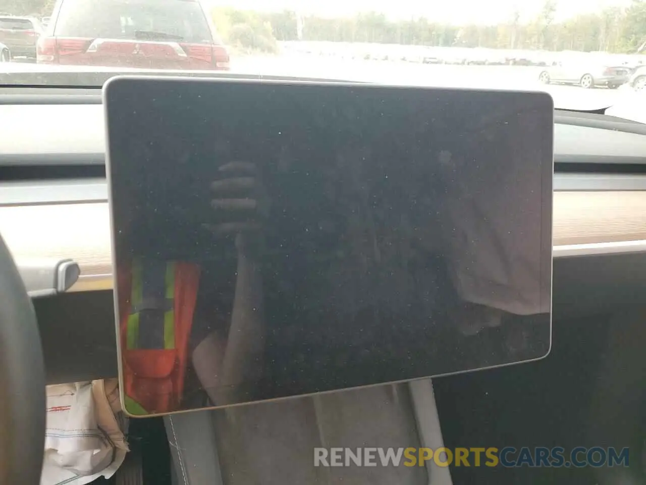 9 Photograph of a damaged car 7SAYGDEEXPA202737 TESLA MODEL Y 2023