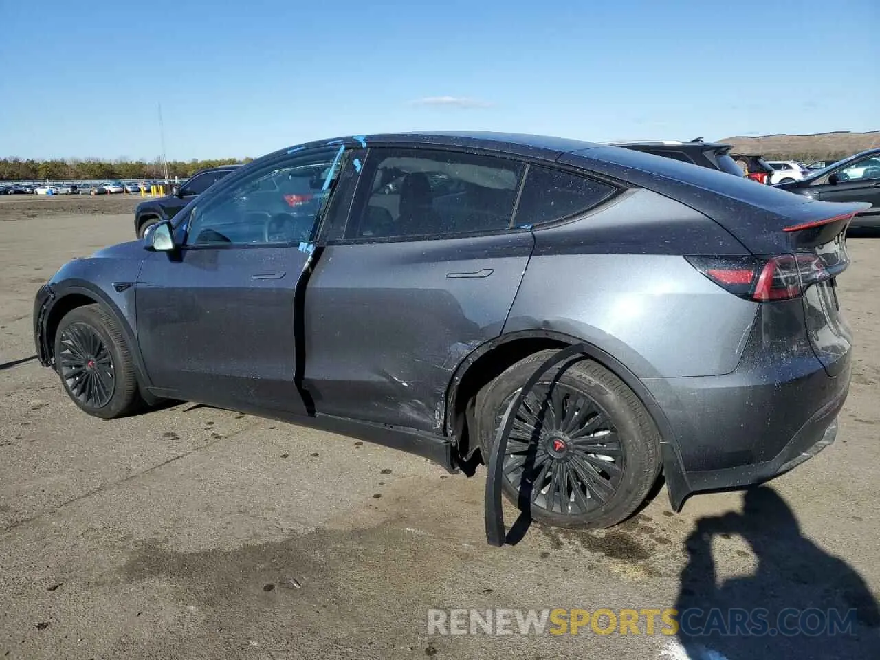 2 Photograph of a damaged car 7SAYGDEEXPA202768 TESLA MODEL Y 2023