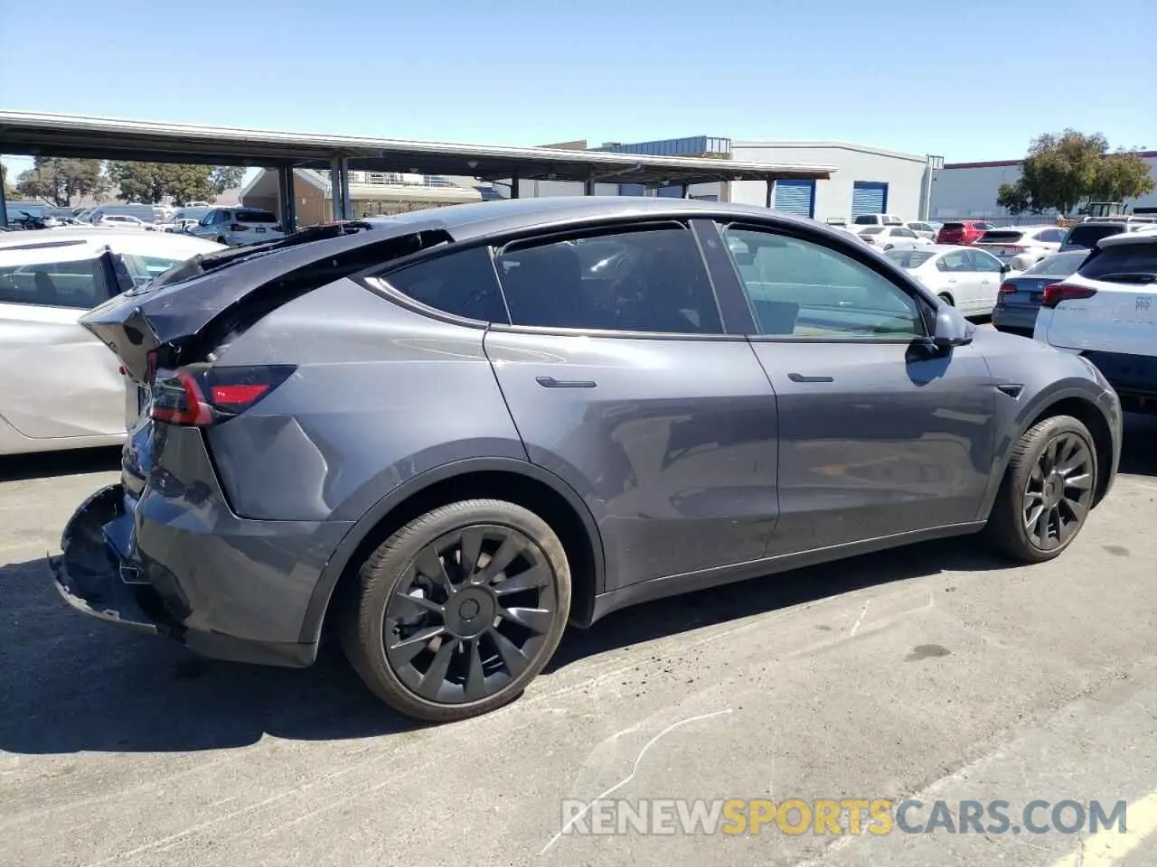 3 Photograph of a damaged car 7SAYGDEEXPF605443 TESLA MODEL Y 2023