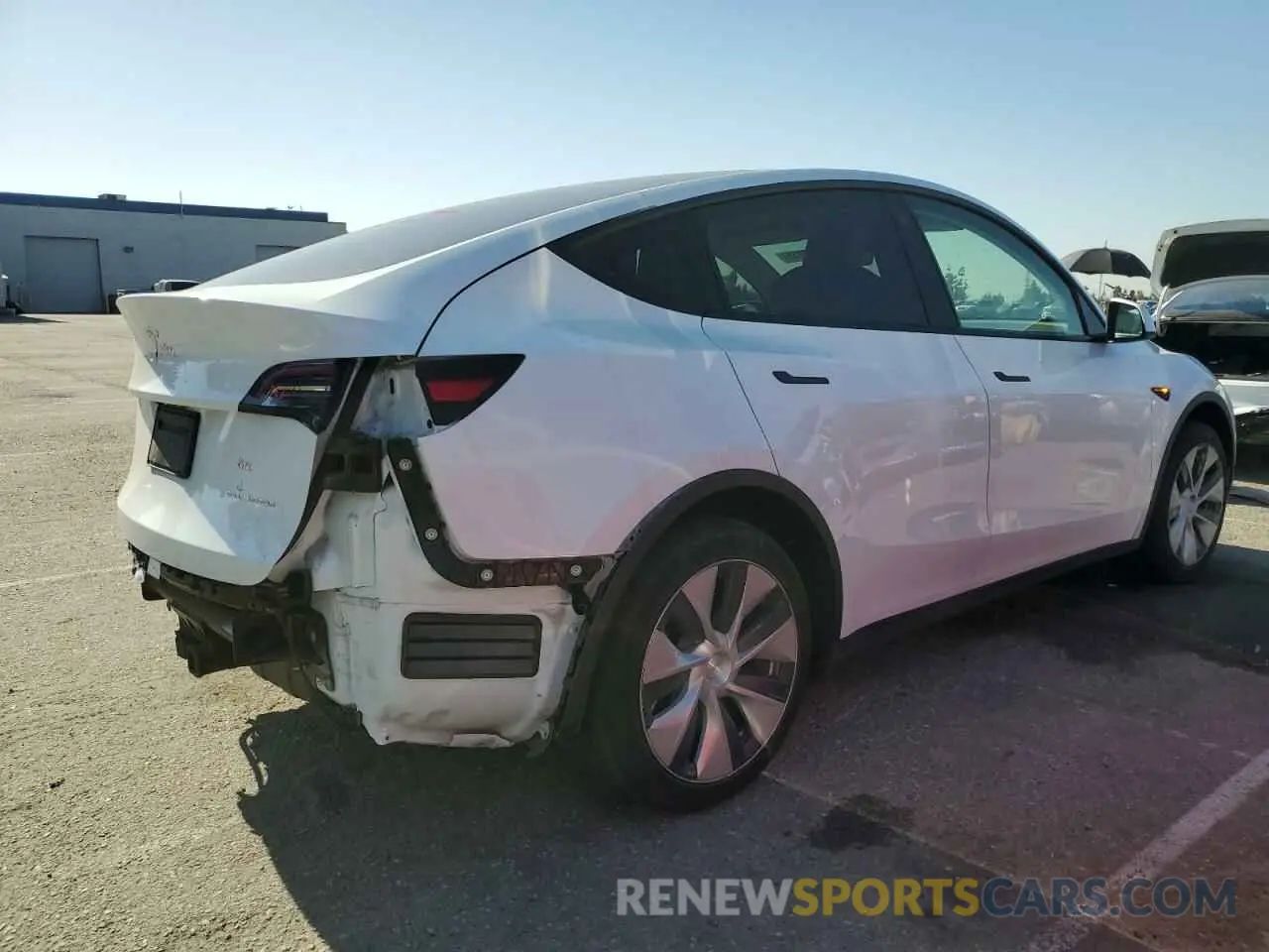 3 Photograph of a damaged car 7SAYGDEEXPF607984 TESLA MODEL Y 2023