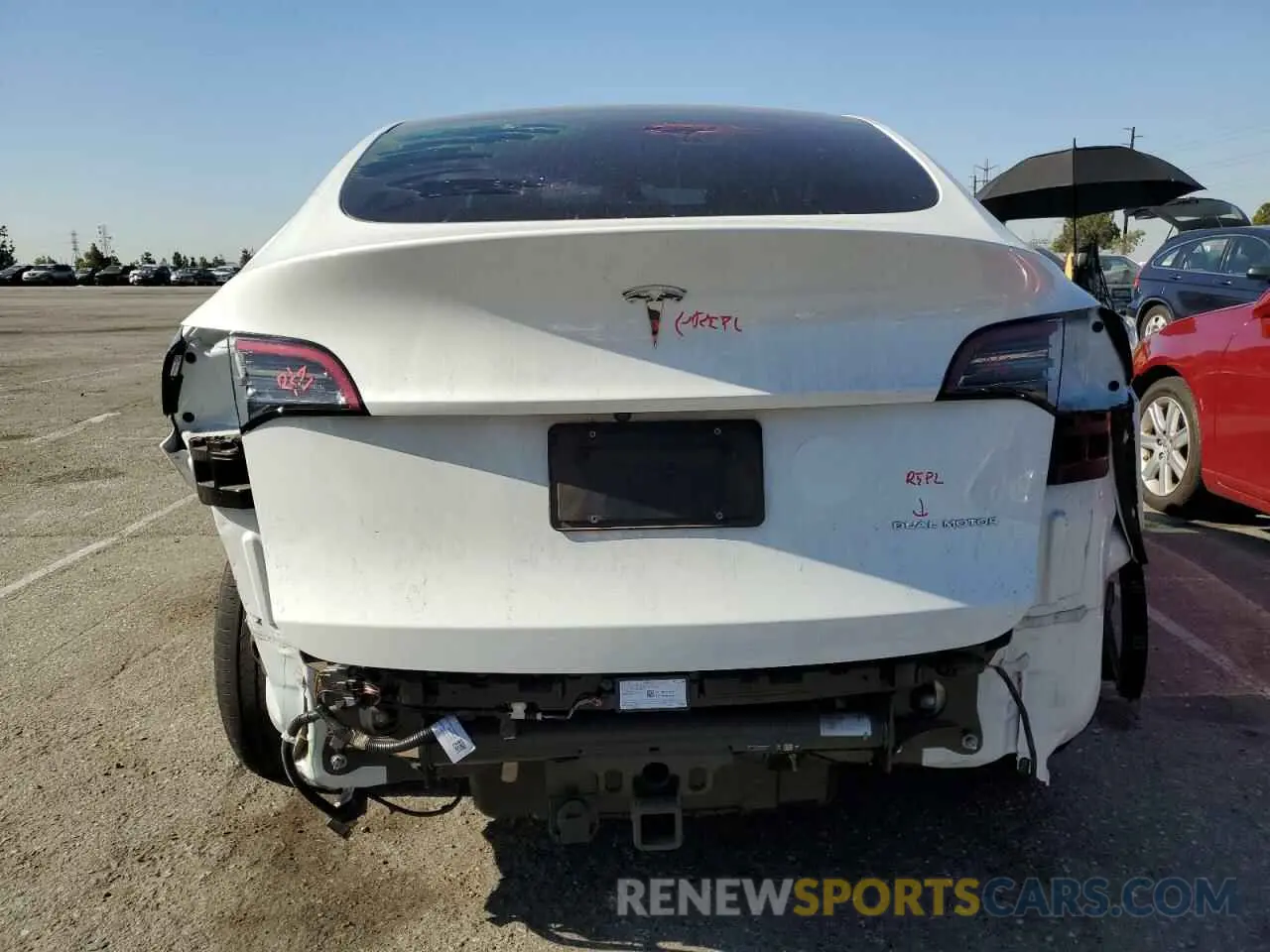 6 Photograph of a damaged car 7SAYGDEEXPF607984 TESLA MODEL Y 2023