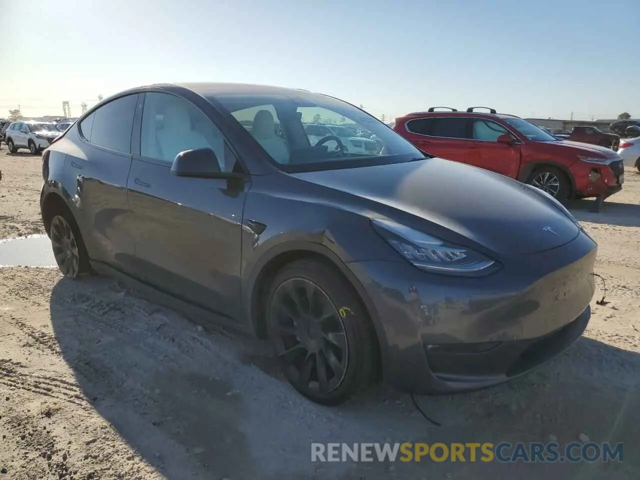4 Photograph of a damaged car 7SAYGDEEXPF618029 TESLA MODEL Y 2023